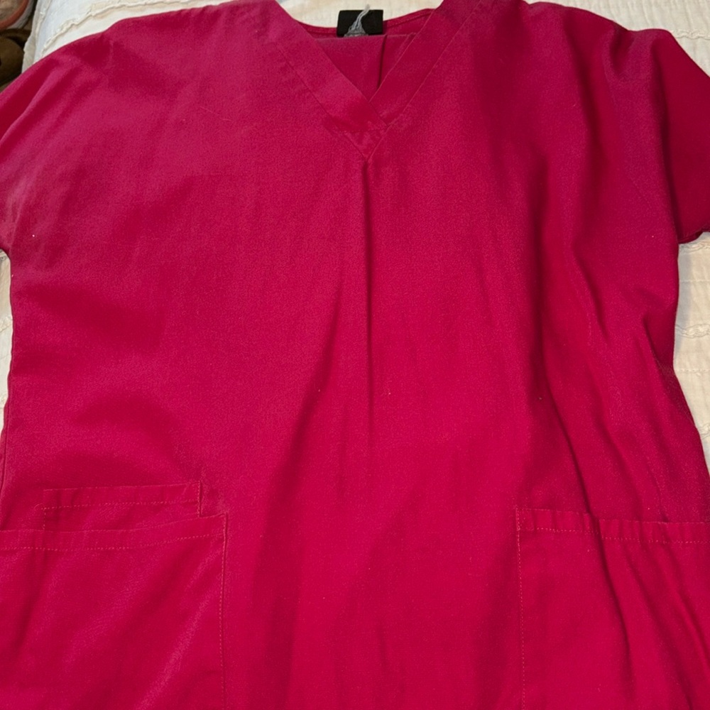 Scrub set